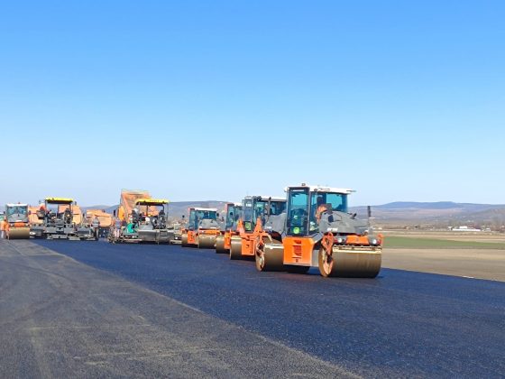 Mobilizare de 5.000 de muncitori pe Autostrada Moldovei A7 în zona Focșani-Bacău-Pașcani