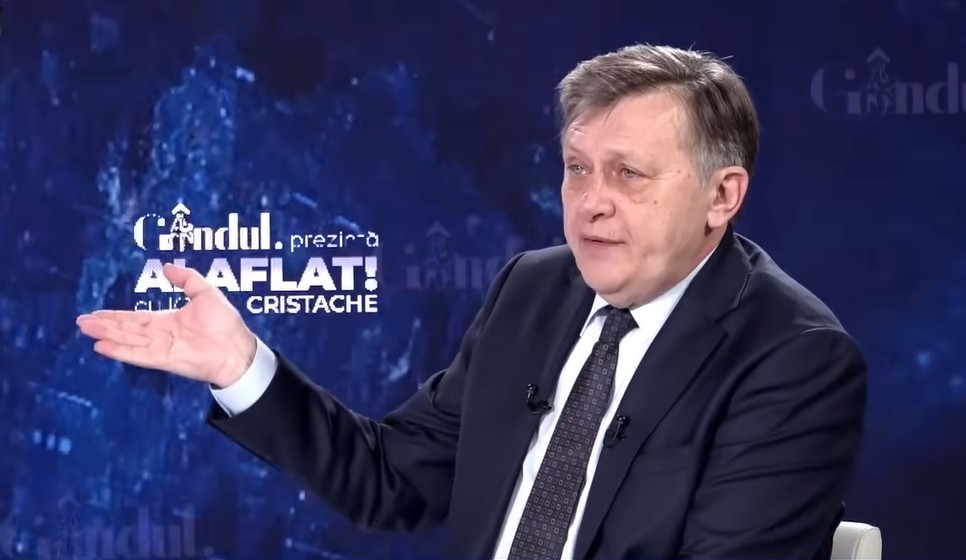 crin-antonescu.-marele-castigator-al-motiunii-care-a-debarcat-guvernul-bolojan-este-ilie-bolojan