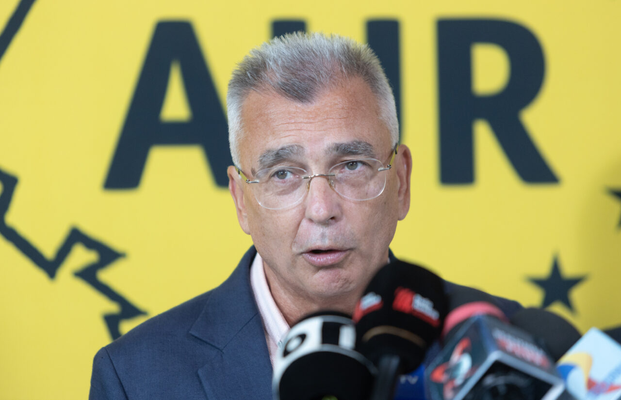 aur-propune-un-nou-plan-de-guvernare.-scaderea-tva,-diminuarea-impozitarii-salariului-minim-si-reducerea-taxarii-muncii