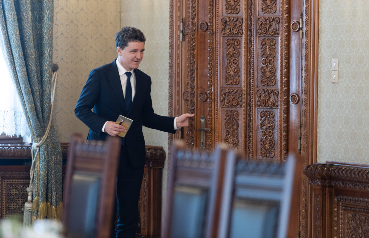consultari-la-cotroceni:-nicusor-dan-incepe-de-astazi-negocierile-informale-cu-liderii-partidelor-care-au-fost-la-guvernare-surse