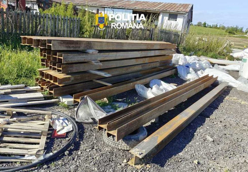 de-ce-intarzie-trenurile.-politia-a-recuperat-un-tronson-de-cale-ferata-doar-din-batatura-unui-gospodar
