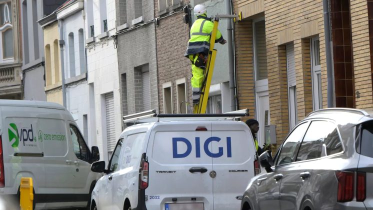 digi-are-din-nou-probleme-in-belgia.-ar-fi-instalat-fibra-optica-ilegal-si-risca-amenda-de-pana-la-1,5-milioane-euro