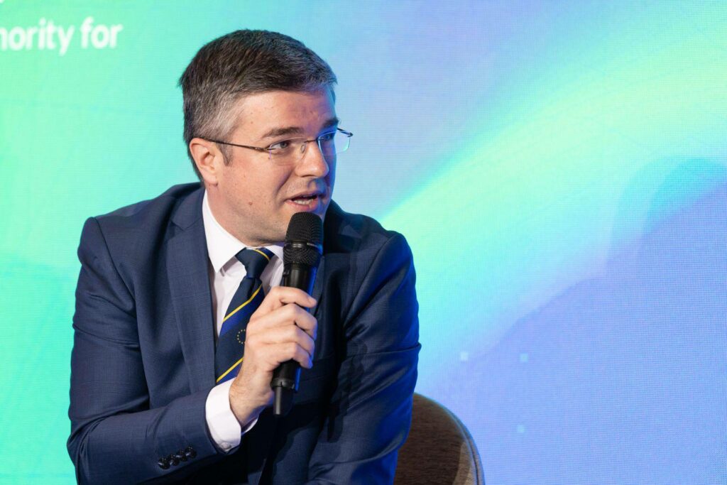 irineu-darau:-digitalizarea-este-in-urma-pentru-ca-unii-si-au-facut-mendrele