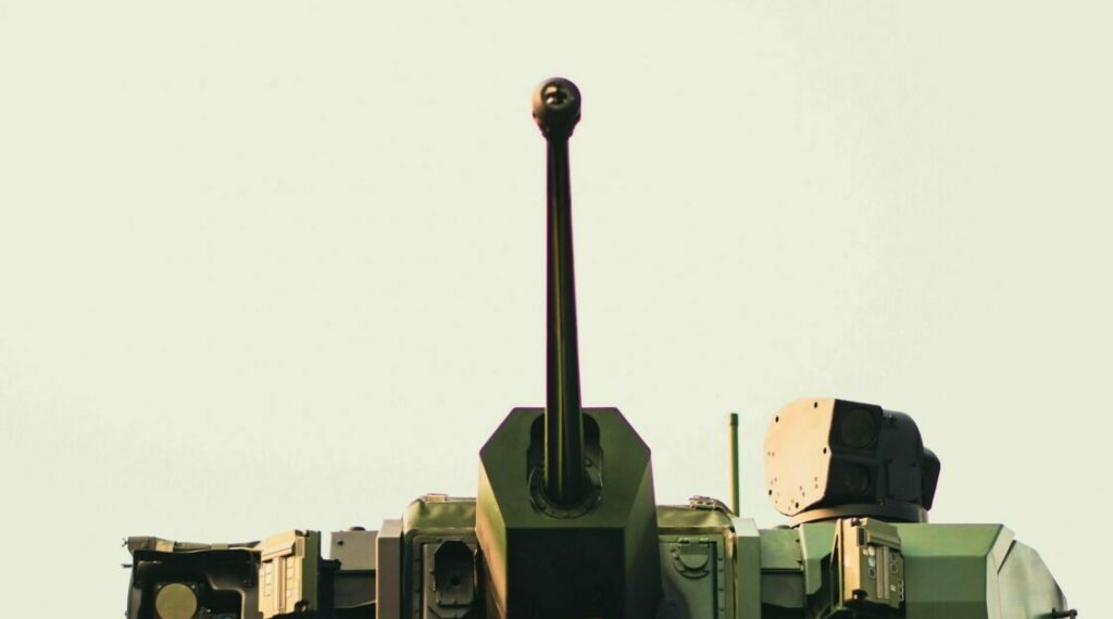 programul-de-roboti-militari-al-romaniei-atrage-giganti-din-coreea-de-sud-si-estonia
