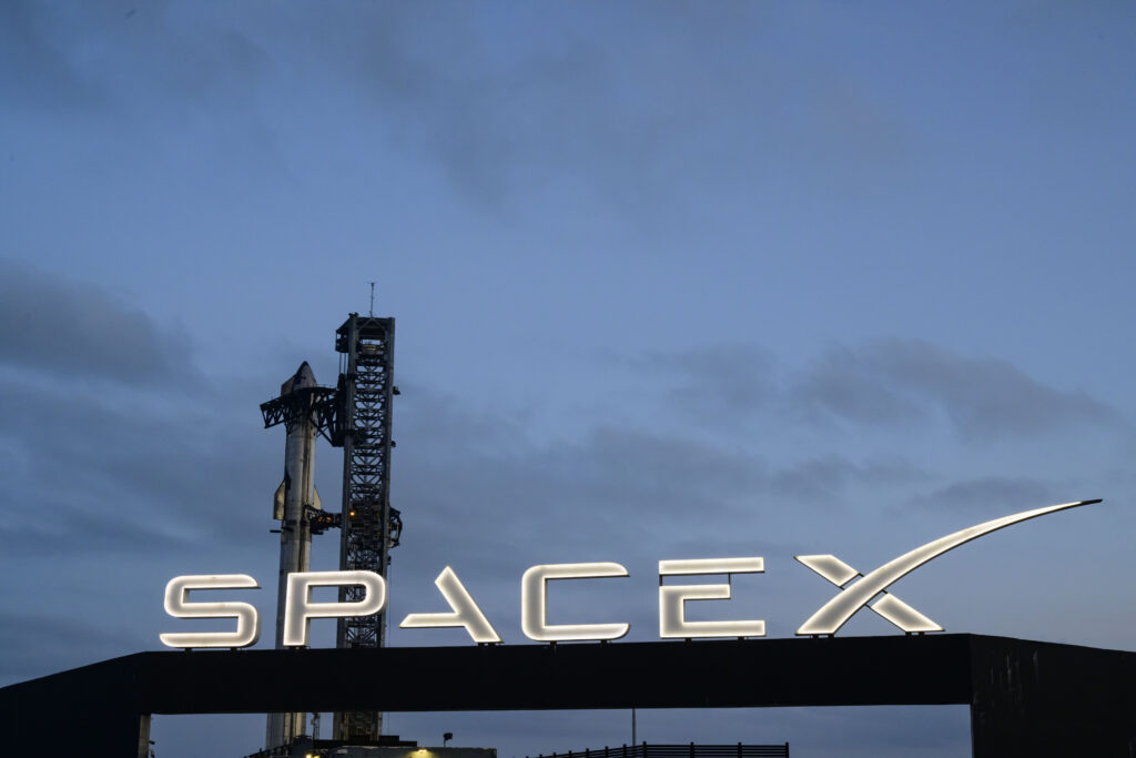 spacex-depune-documentele-pentru-listarea-la-bursa-si-ar-putea-fi-evaluata-la-o-suma-record