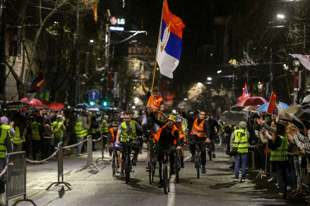 studentii-din-serbia-intensifica-presiunea-asupra-lui-vucic-printr-un-mare-protest-organizat-in-weekend