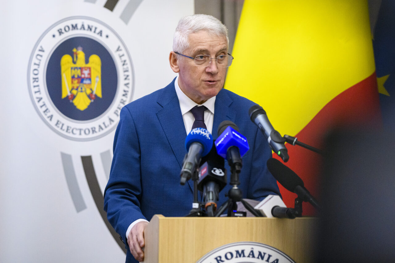scenariul-lui-adrian-tutuianu-(aep),-daca-maine-s-ar-dizolva-parlamentul:-institutiile-ar-fi-luate-prin-surprindere