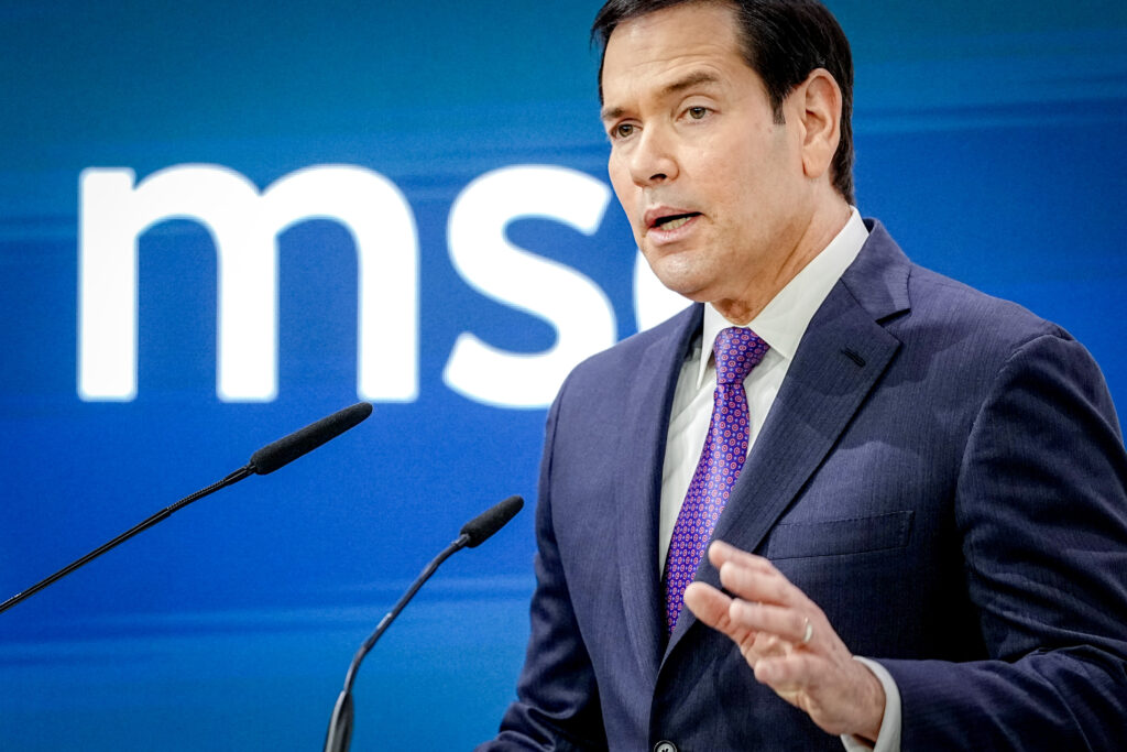 rubio-merge-in-india-pentru-acorduri-energetice-pe-fondul-crizei-petrolului-iranian