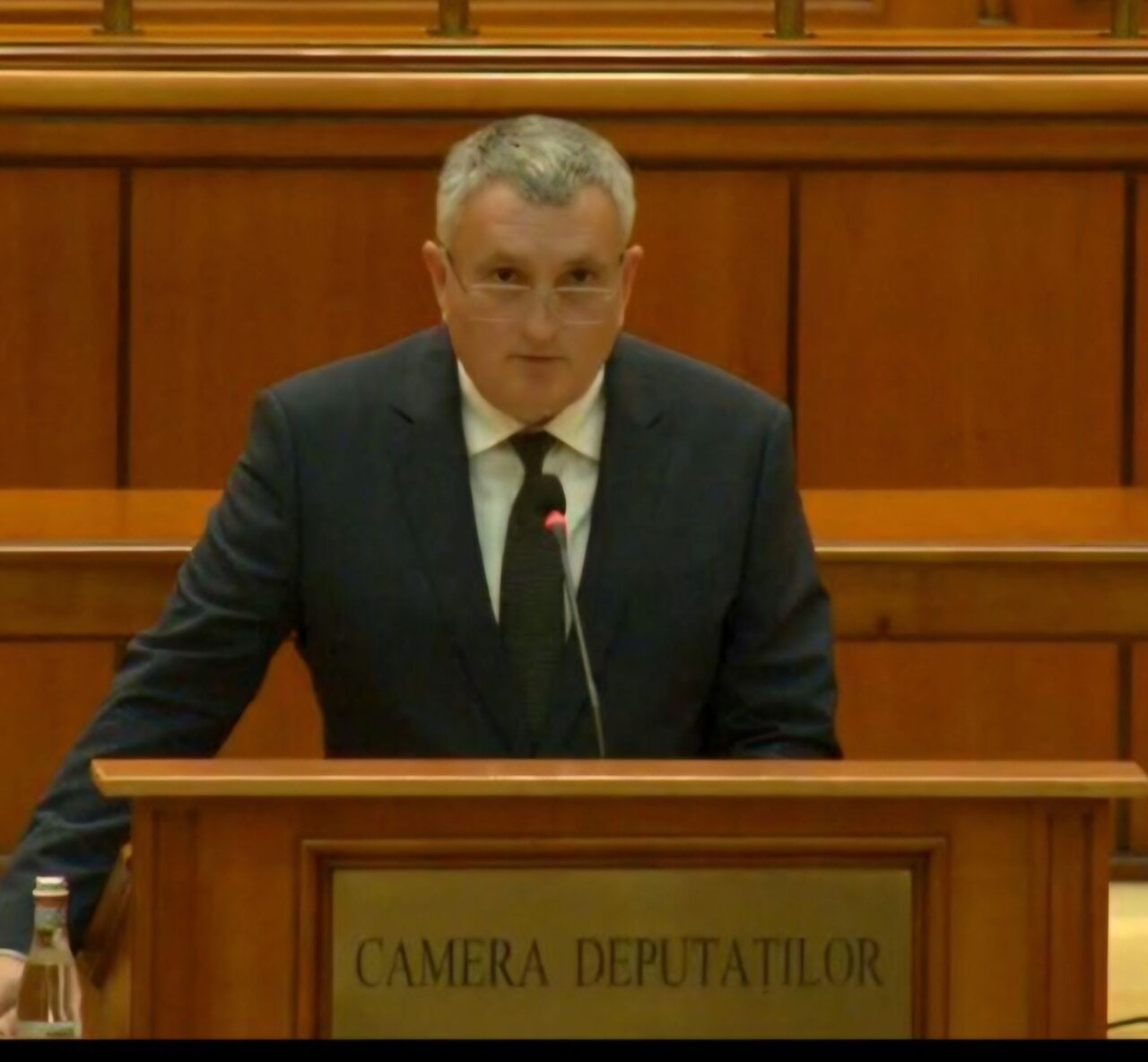 pnl-valcea-vrea-congres-extraordinar-pentru-clarificarea-directiilor-strategice-de-actiune-ale-partidului:-sustinere-deplina-fata-de-ilie-bolojan