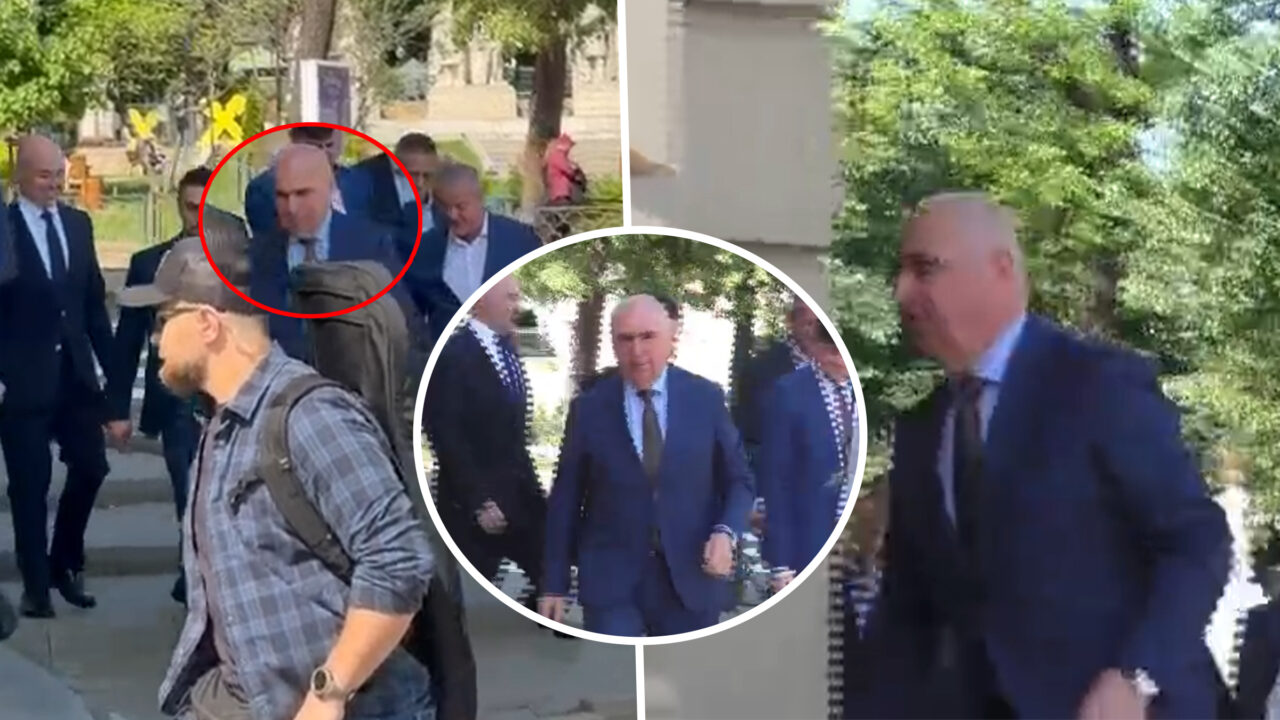ilie-bolojan,-primit-cu-ostilitate-la-iasi.-oamenii-i-au-strigat:-jos-bolojan!/ilie,-la-puscarie!/nu-va-dati-demisia?/-vrem-viitor-pentru-tineri,-nu-austeritate