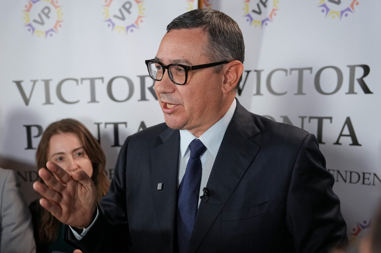 victor-ponta-critica-posibilitatea-unei-guvernari-psd-usr:-sa-repeti-un-scenariu-care-a-dat-faliment-e-ce-isi-doreste-cel-mai-tare-aur