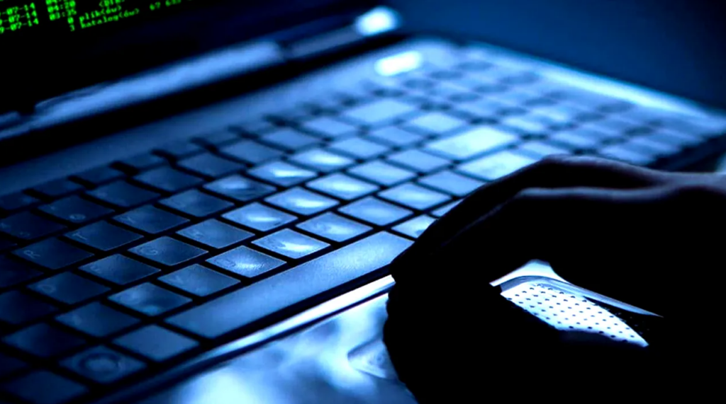accesul-iranului-la-internetul-global-incepe-sa-fie-reluat-dupa-o-intrerupere-de-88-de-zile