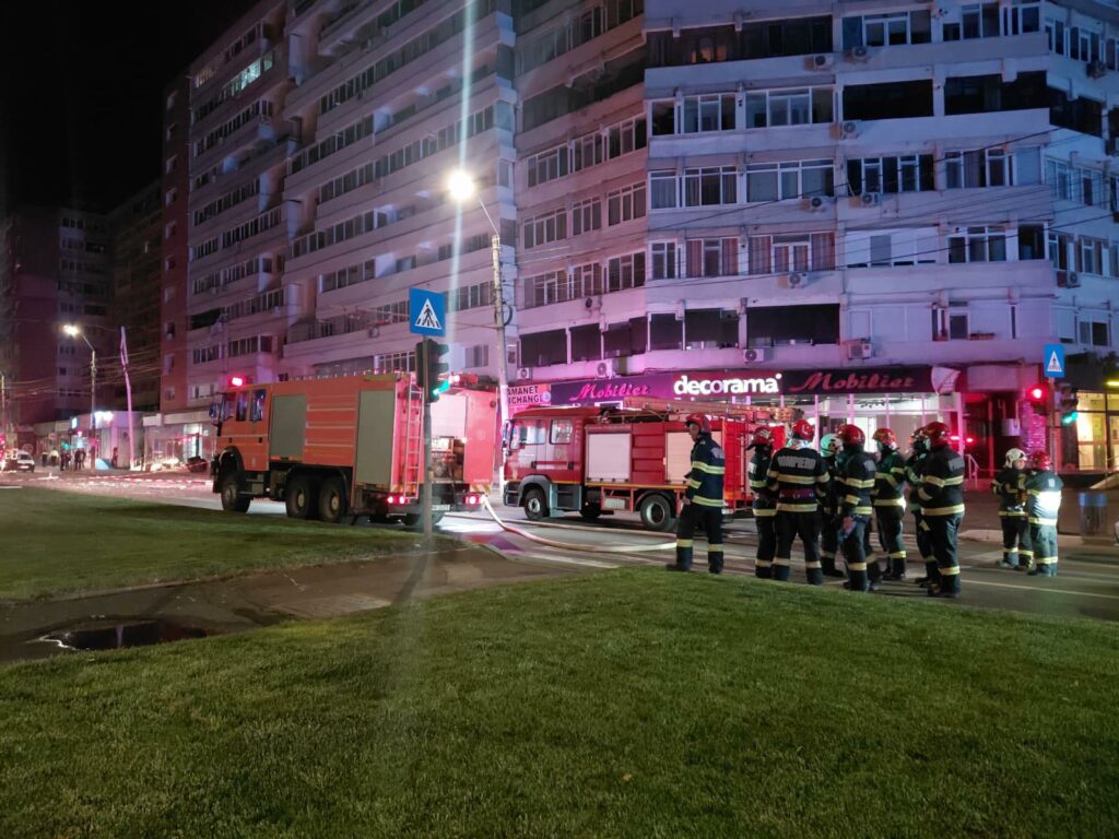 prima-reactie-a-armatei-dupa-ce-o-drona-s-a-prabusit-pe-un-bloc-din-galati.-mapn:-pilotii-f-16-aveau-autorizare-de-angajare-a-tintelor