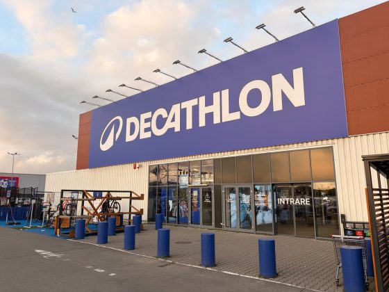 scadere-neasteptata-pentru-decathlon-in-romania:-premiera-negativa-de-la-pandemie-incoace.-ce-s-a-intamplat