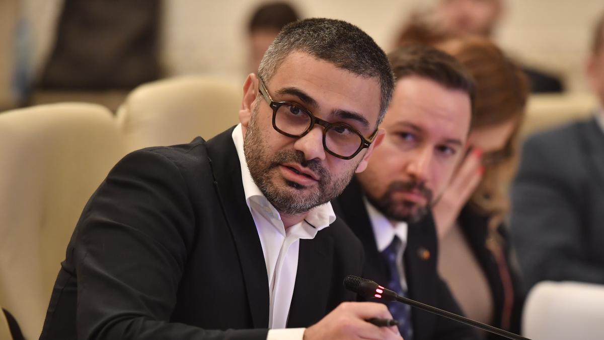 florin-manole-respinge-acuzatiile-privind-legea-salarizarii:-pislaru-sa-nu-faca-un-concurs-de-populism,-sa-nu-incerce-promisiuni-electorale
