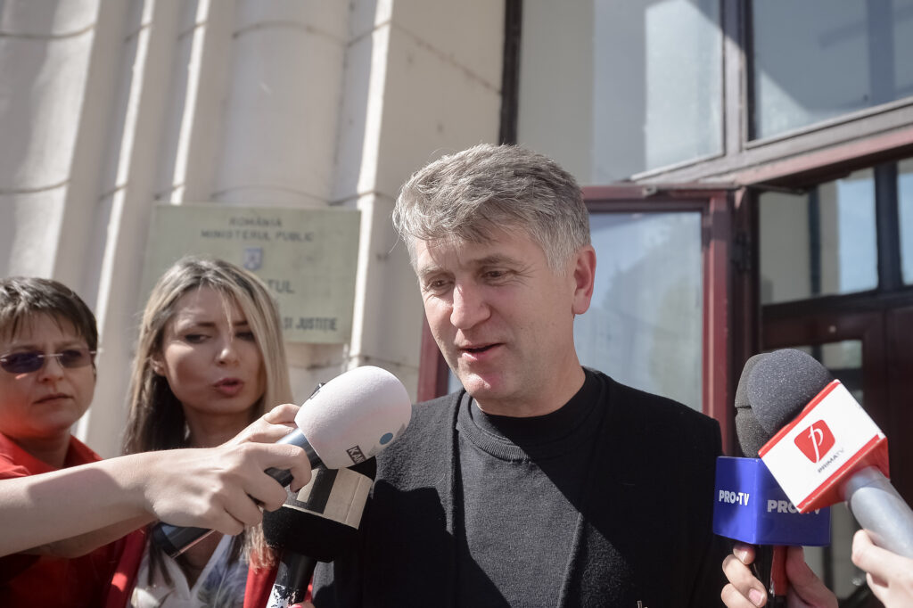 Fostul preot Cristian Pomohaci reținut pentru acuzații de viol și agresiune sexuală asupra unui minor