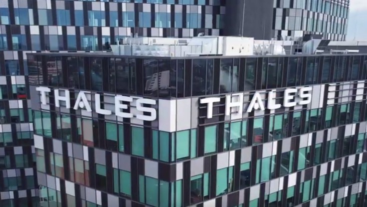 Thales România planifică peste 1.000 de angajări în București, anticipate pierderi în 2025
