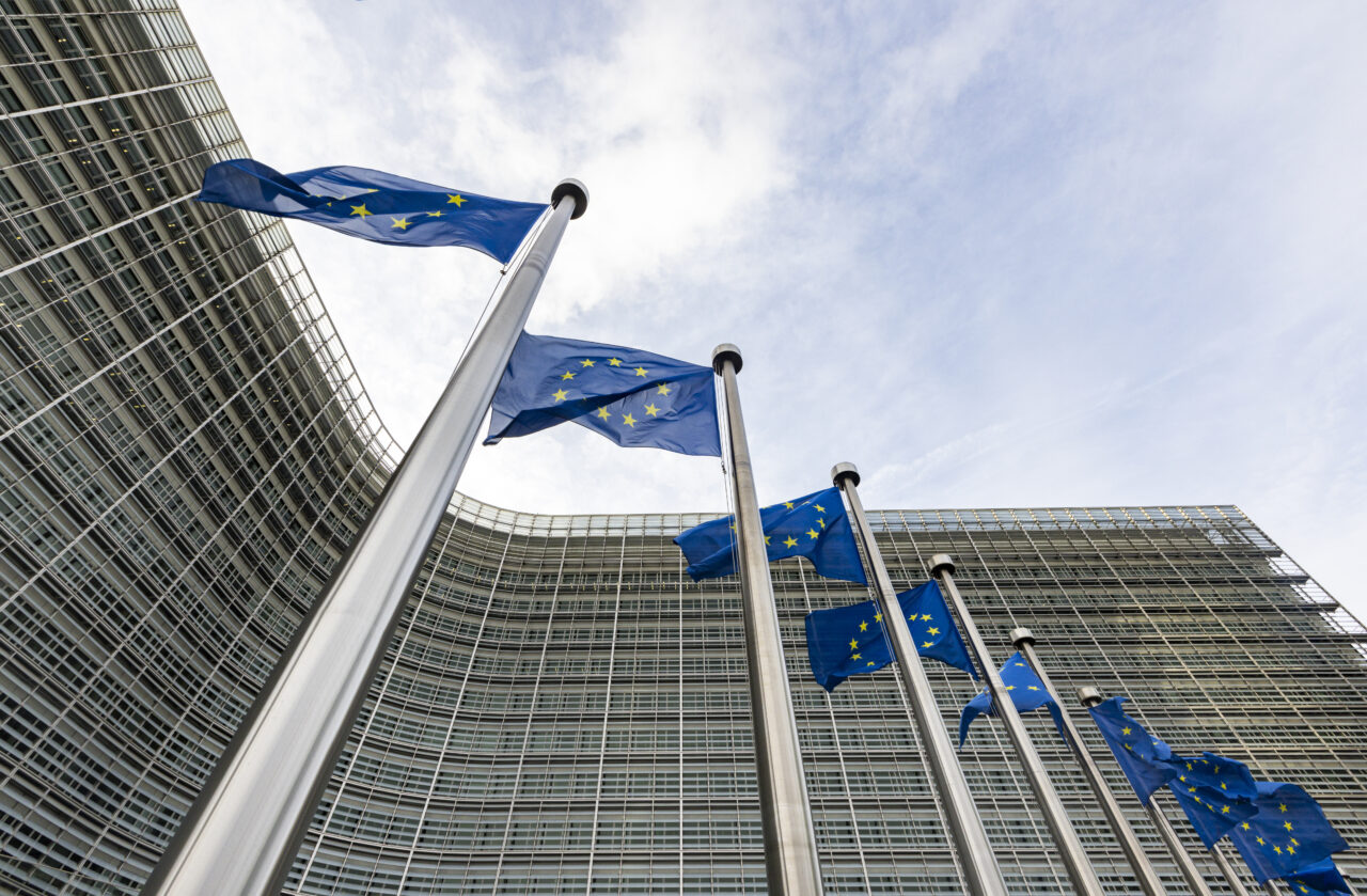 UE este pregătită să avanseze negocierile de aderare cu Ucraina și Moldova