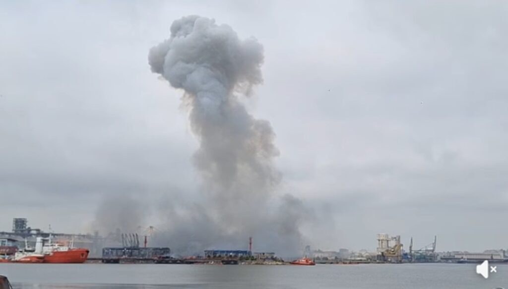 Nivelul 3 de securitate în Portul Constanța după explozia dronei marine