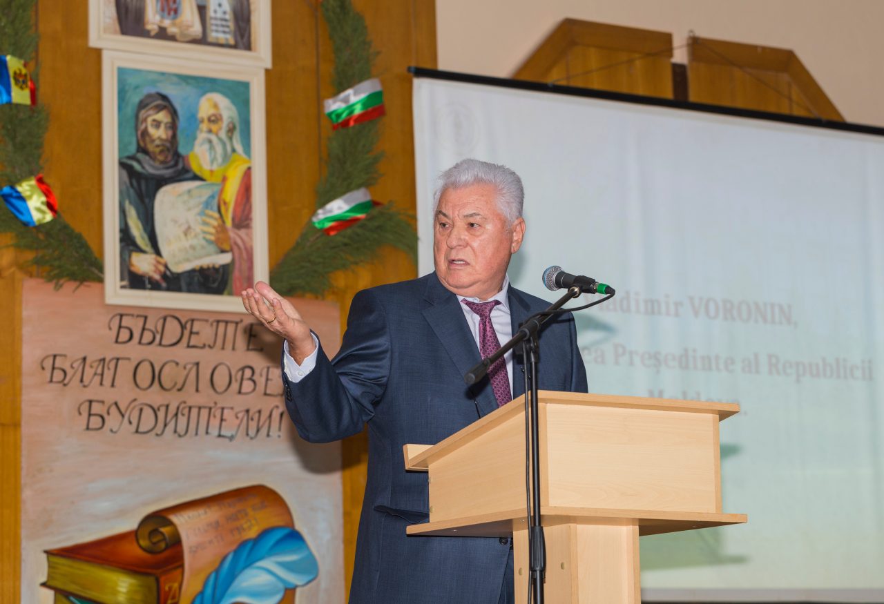 Vladimir Voronin a renunțat la conducerea Partidului Comunist Moldovenesc după 30 de ani