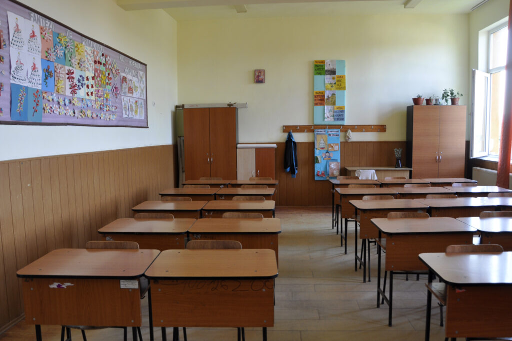 Salariile profesorilor din 2027: debutanții în avantaj, dascălii cu vechime nemulțumiți