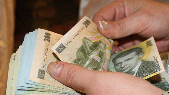 Românii au depus în bănci cea mai mare sumă din toate timpurile