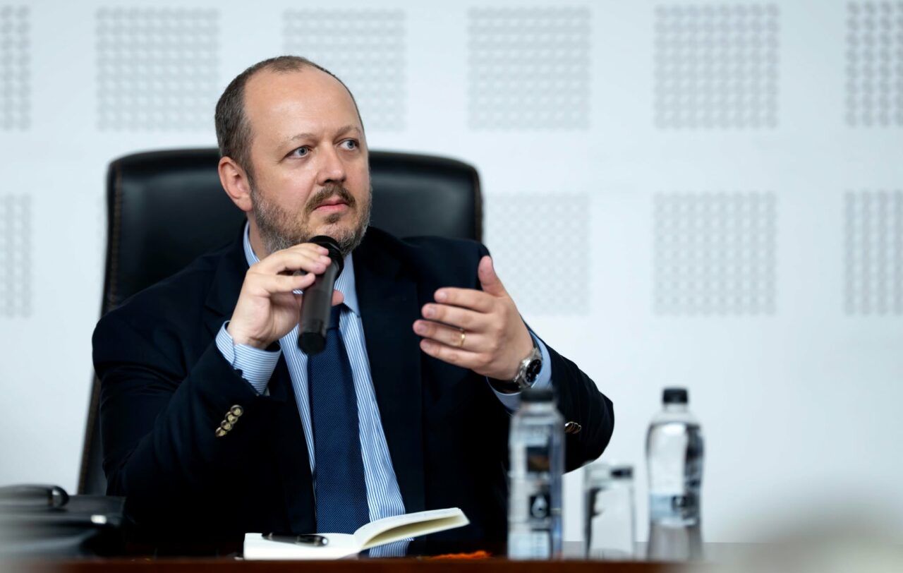 Papahagi se retrage din propunerea de ministru susținută de Tomac