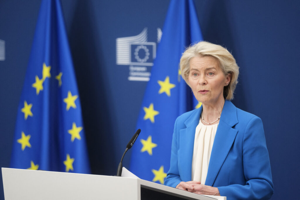 Statele membre au aprobat inițierea negocierilor de aderare la UE pentru Ucraina și Moldova