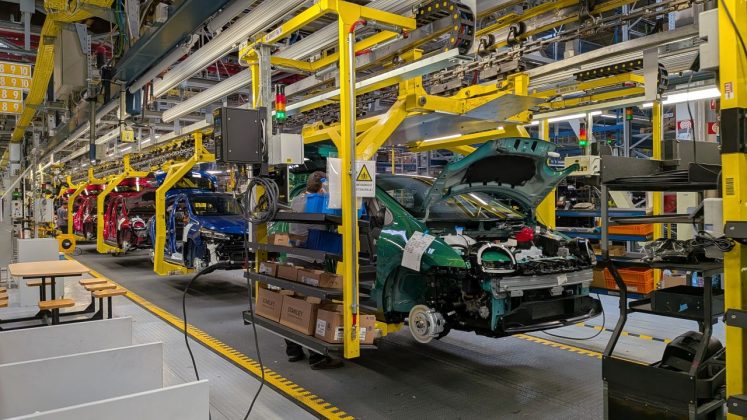 Renault, Volkswagen și Stellantis cer reglementări mai simple și subvenții pentru producția de mașini europene