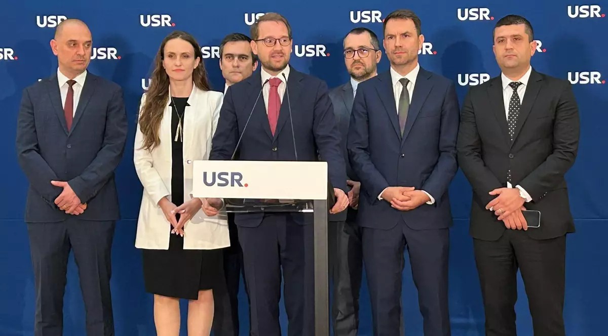 USR nu susține guvernul creat din trădare, afirmă partidul