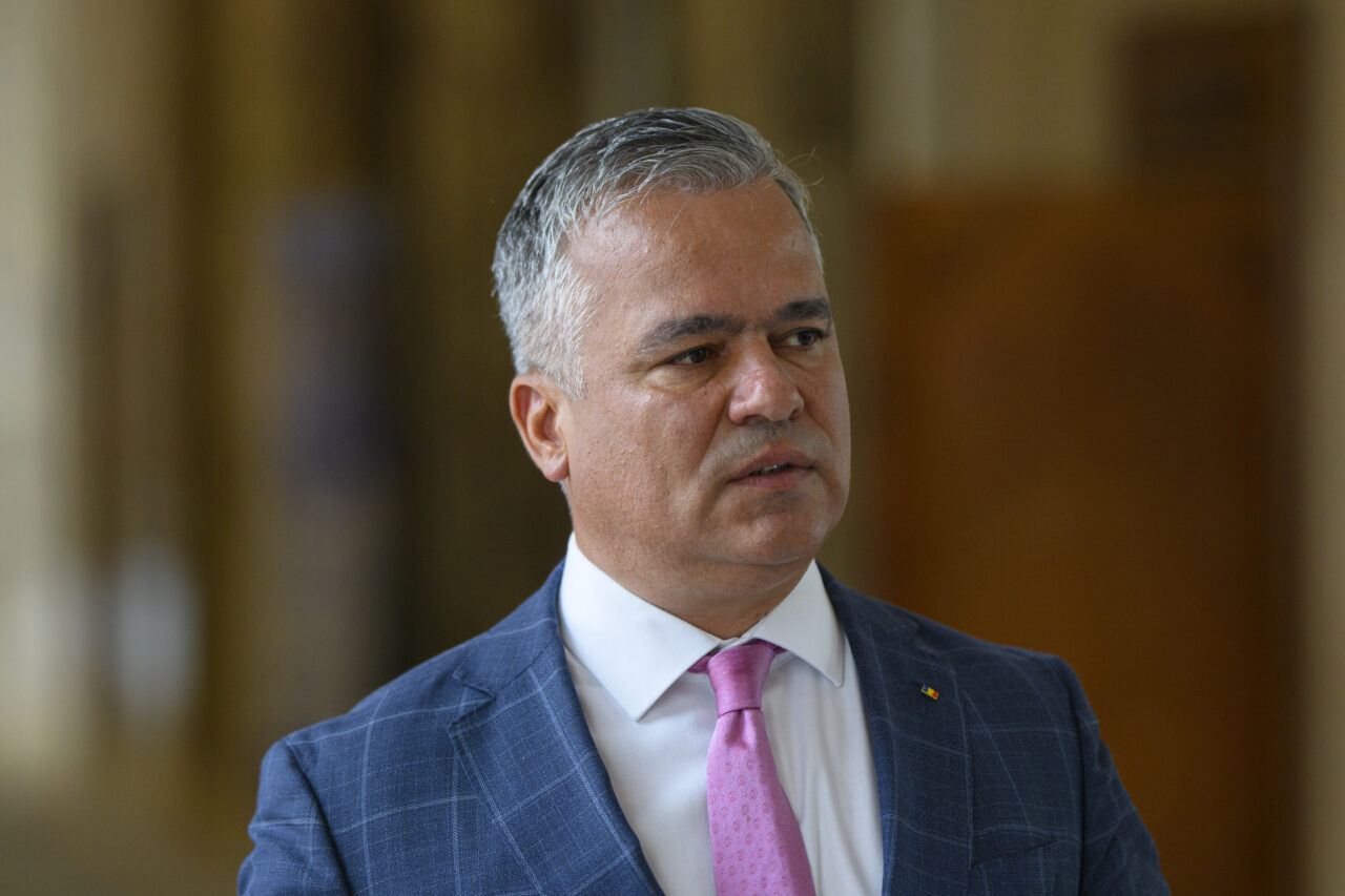 Veștea avertizează asupra dezinformărilor legate de formarea guvernului și activării fermelor de boți