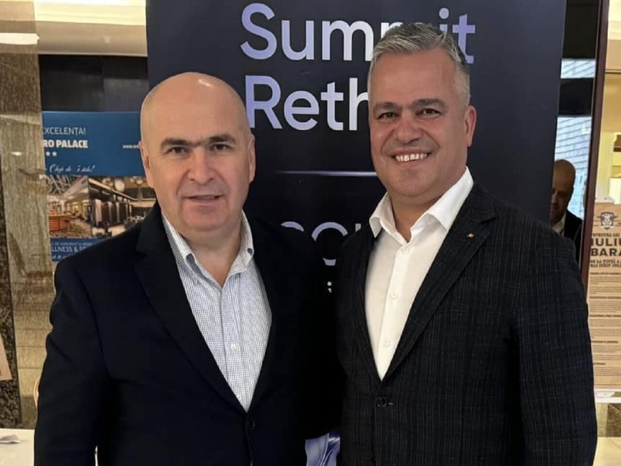 Bolojan îi cere lui Veștea să-și depună mandatul de premier, refuzat imediat