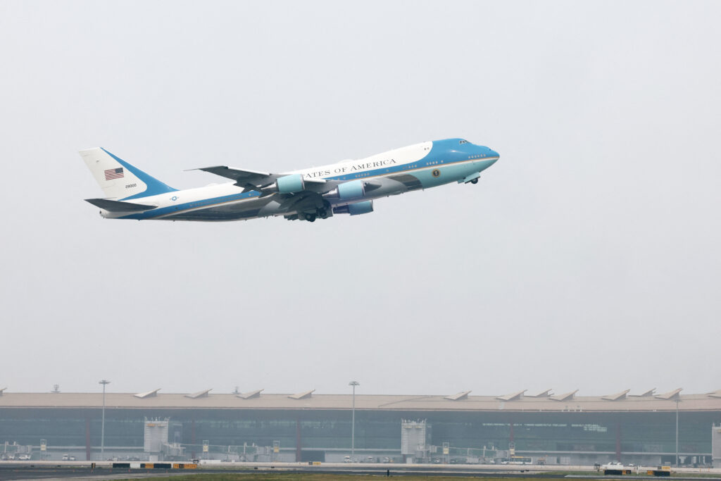 Casa Albă renunță la avionul Air Force One după peste 30 de ani de serviciu