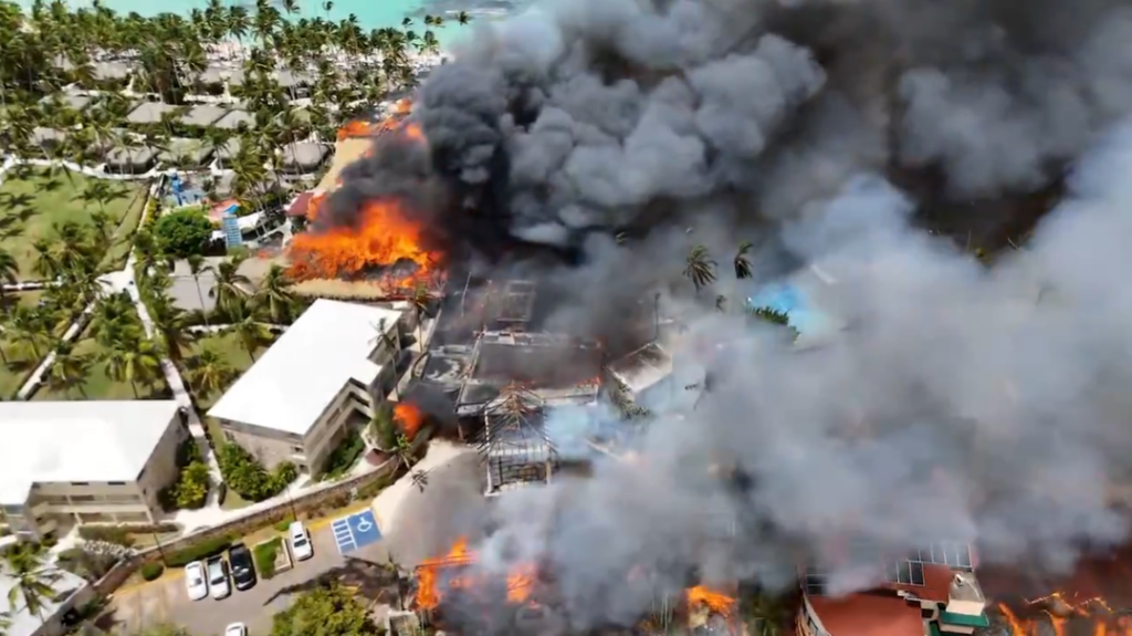 Turist decedat în incendiu într-un complex de lux din Republica Dominicană