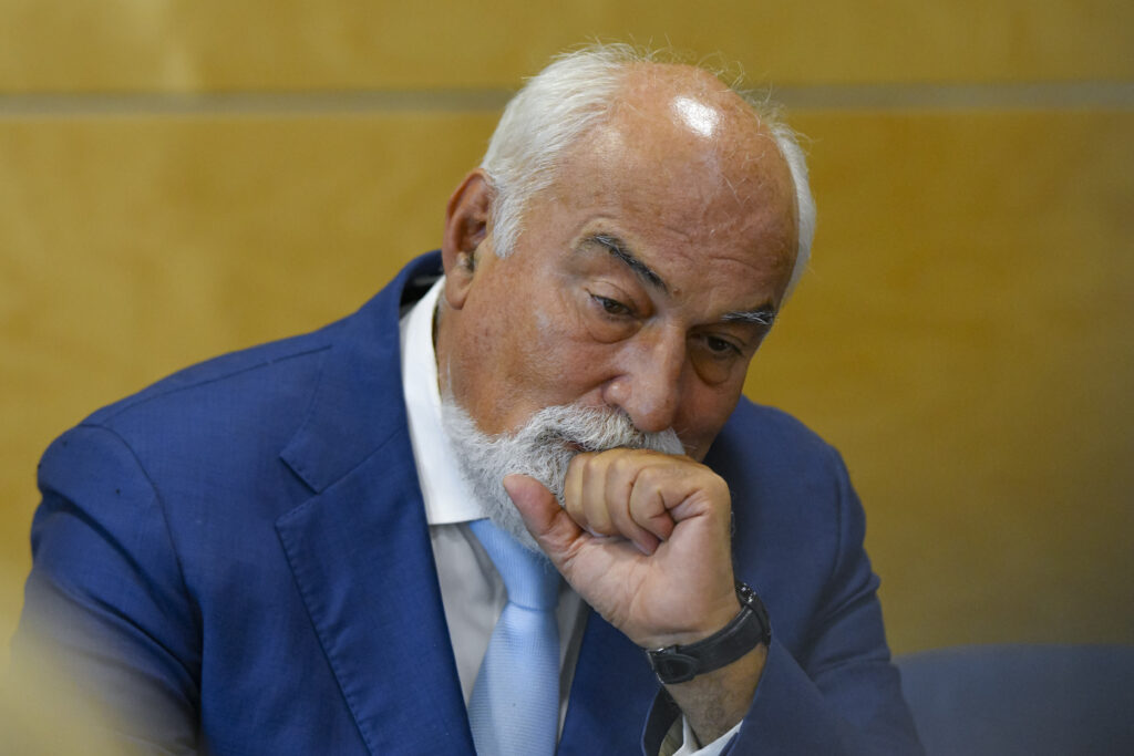 varujan-vosganian:-membrii-pnl-proveniti-din-alde-nu-vor-participa-la-congresul-extraordinar-al-pnl.-bolojan-a-procedat-ca-lenin