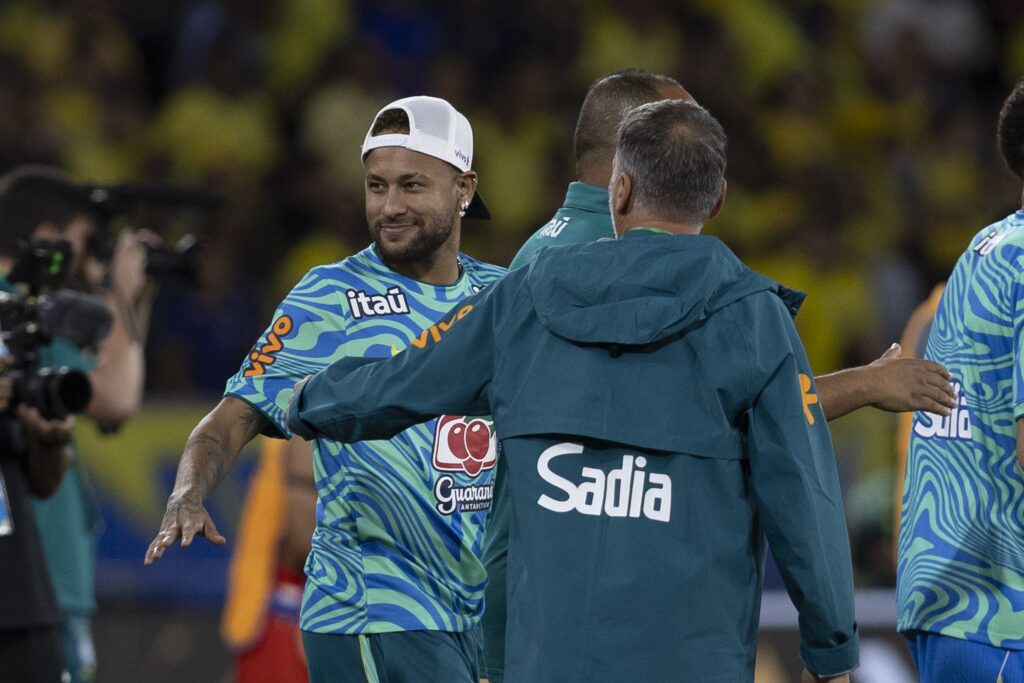 ancelotti-confirma-revenirea-lui-neymar-in-echipa-brazilei-pentru-ultimul-meci-din-grupe-la-cupa-mondiala:-este-pregatit-sa-joace