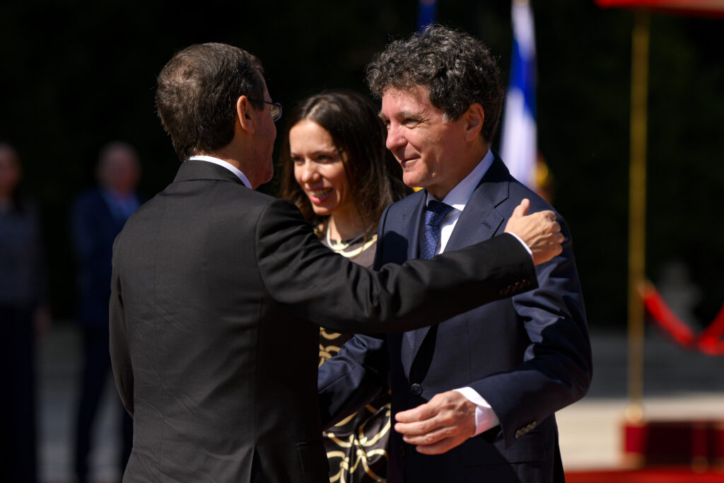 nicusor-dan,-mesaj-dupa-intalnirea-cu-presedintele-statului-israel:-este-o-relatie-puternica-la-nivel-politic,-la-nivel-economic,-la-nivel-uman