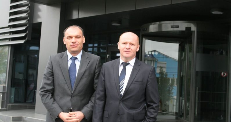 Fraţii Pavăl de la Dedeman, lider în fuziuni și achiziții în 2026
