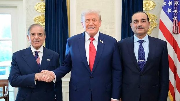 500-de-milioane-de-dolari-pentru-trump,-acces-la-casa-alba-pentru-pakistan.-cum-a-dat-roade-un-pariu-cripto-diplomatic