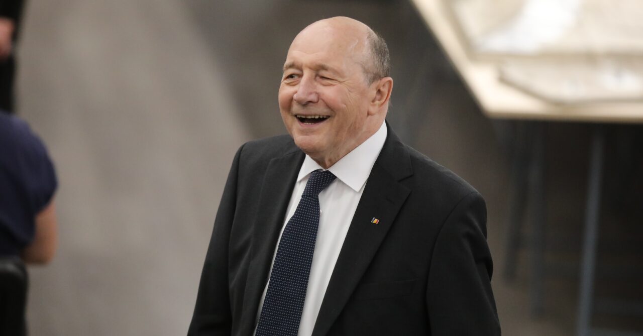 Băsescu critică atitudinea lui Bolojan privind candidaturile la prezidențiale