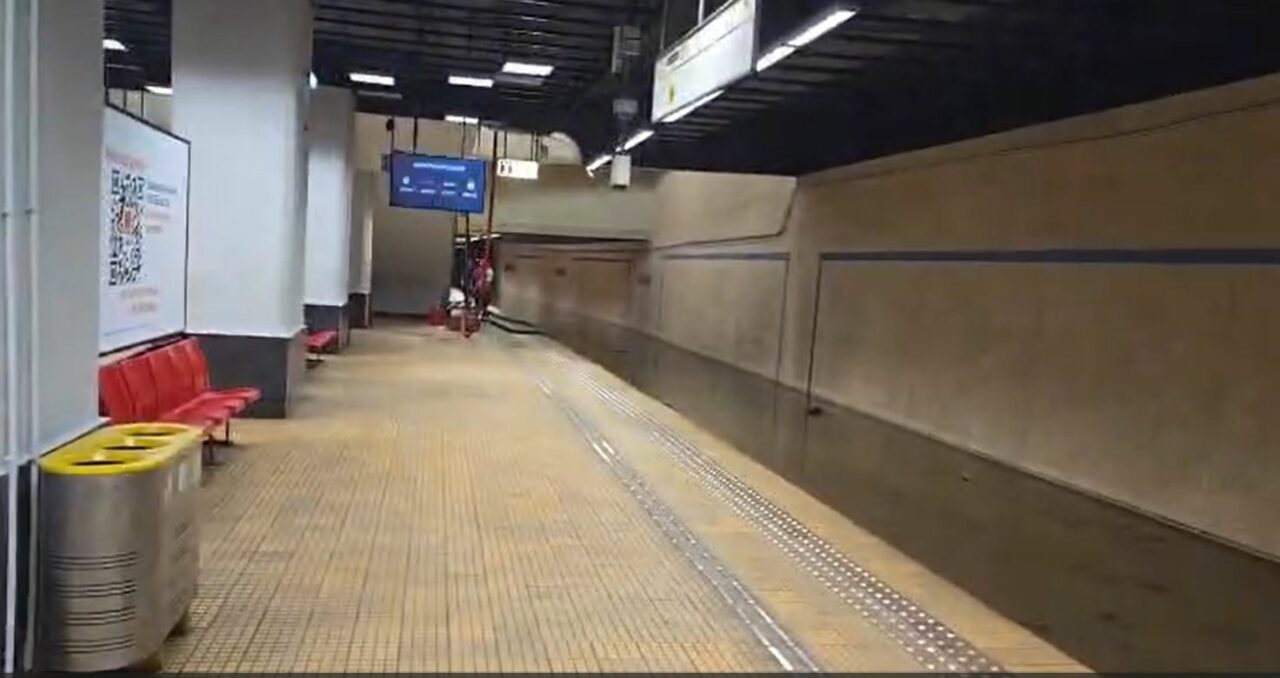 sindicalistii-de-la-metrou-solicita-ministerului-transporturilor-introducerea-metrorex-in-programul-safe-ii:-metroul-e-obiectiv-strategic