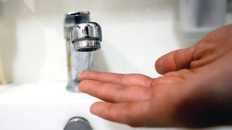 zeci-de-mii-de-blocuri-din-bucuresti-raman-fara-apa-calda-in-mijlocul-verii.-ce-zone-sunt-afectate-si-cat-dureaza-lucrarile
