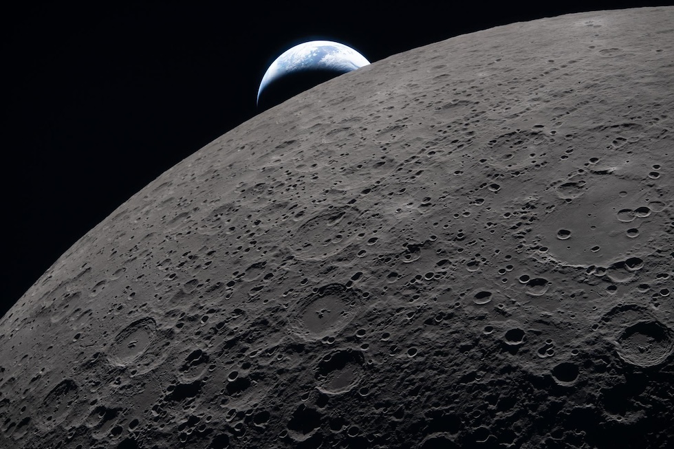 transport-pe-luna-pana-din-2030?-o-companie-japoneza-colaboreaza-cu-spacex-ar-putea-oferi-acest-serviciu