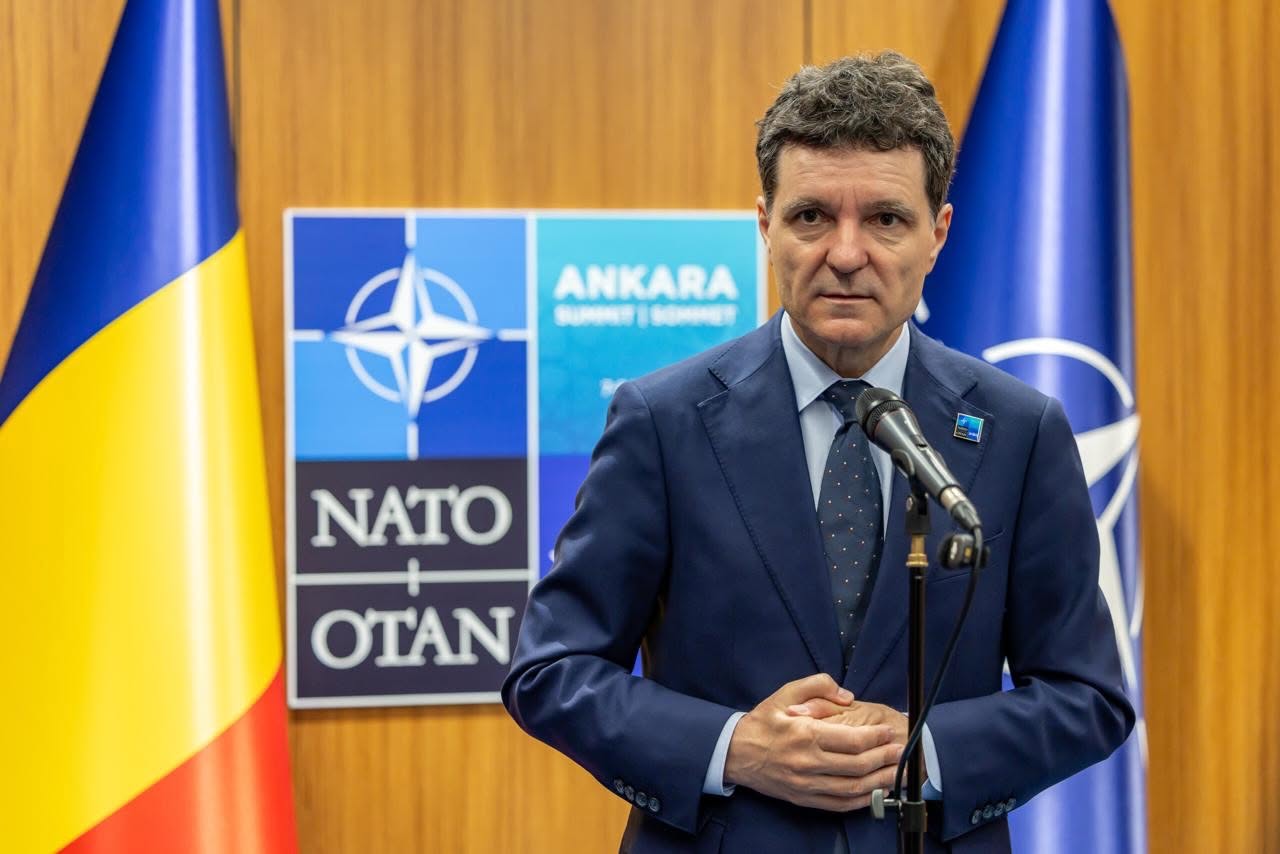 nicusor-dan-prezinta-bilantul-summitului-nato-intr-un-clip-postat-pe-facebook