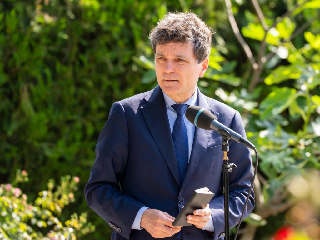 nicusor-dan-va-participa-la-paris-la-reuniunea-coalitiei-de-vointa-pentru-ucraina-si-la-ceremoniile-de-ziua-nationala-a-frantei