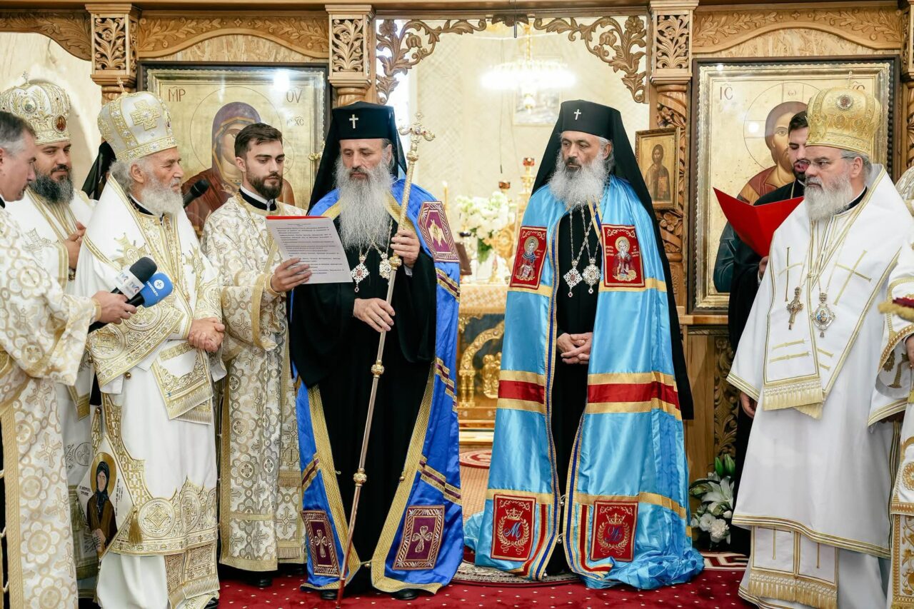 inaltpreasfintitul-antonie,-intronizat-arhiepiscop-al-chisinaului,-mitropolit-al-basarabiei-si-exarh-al-plaiurilor
