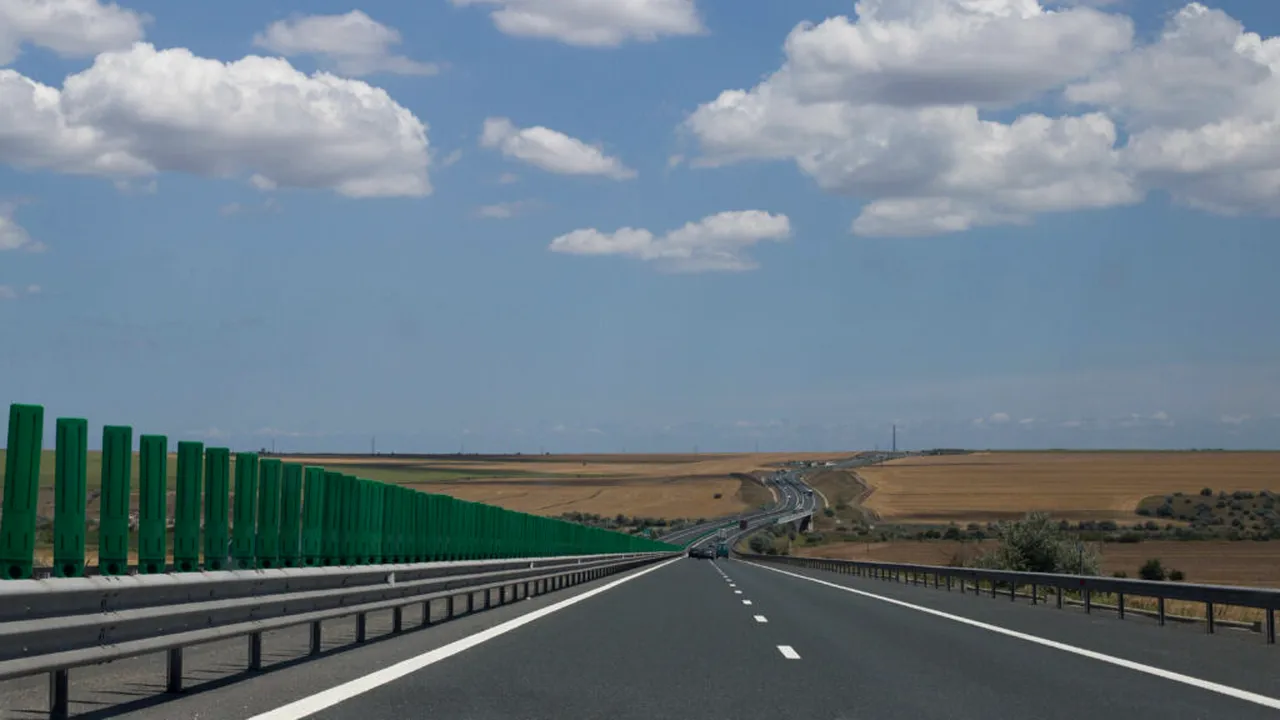 accident-pe-drumul-spre-litoral.-o-persoana-a-murit,-iar-alte-trei-sunt-ranite-dupa-un-impact-intre-doua-masini-pe-autostrada-soarelui