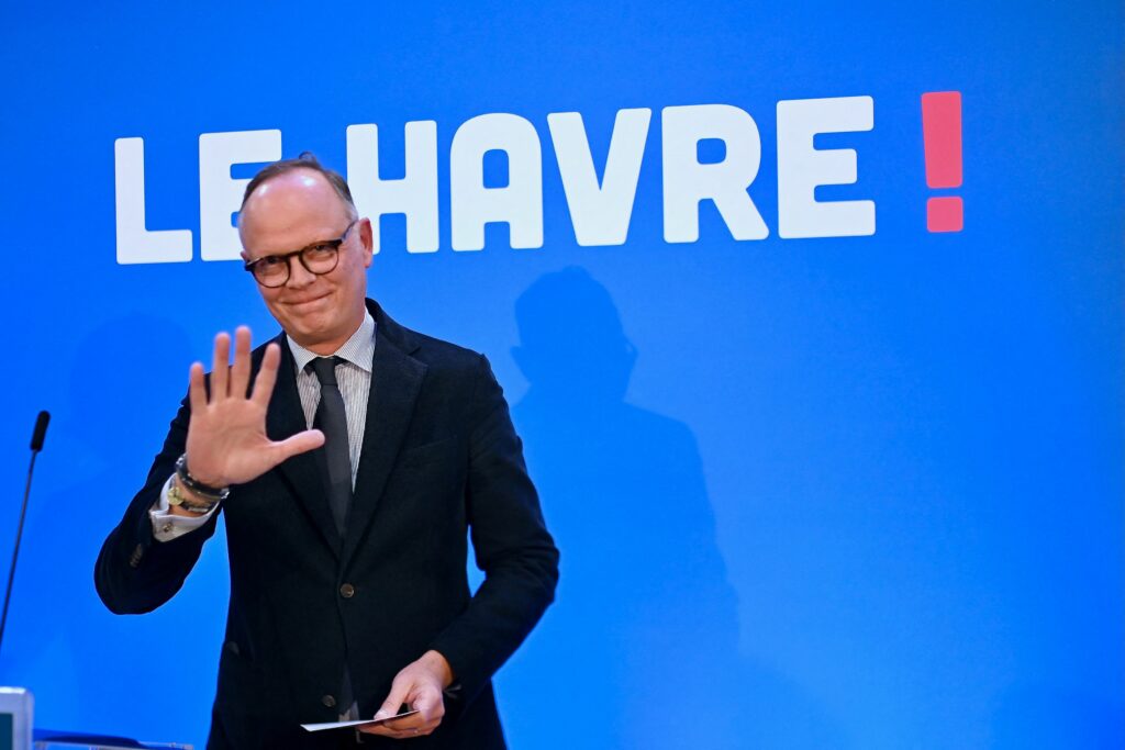 o-instanta-din-paris-mentine-statutul-de-avertizor-de-integritate-in-dosarul-de-deturnare-de-fonduri-care-vizeaza-un-candidat-la-alegerile-prezidentiale
