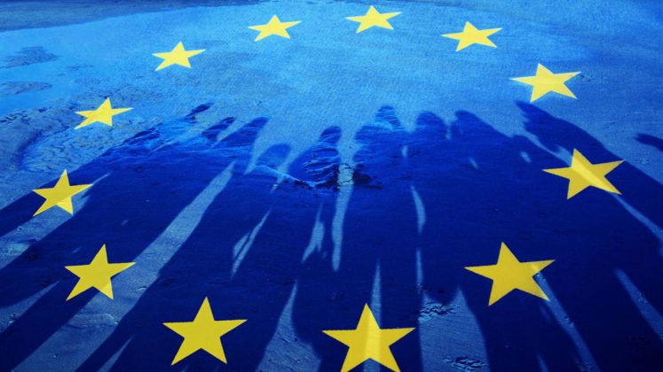 România a înregistrat creșteri ale consumului și a vieții mai bune în 20 de ani de UE