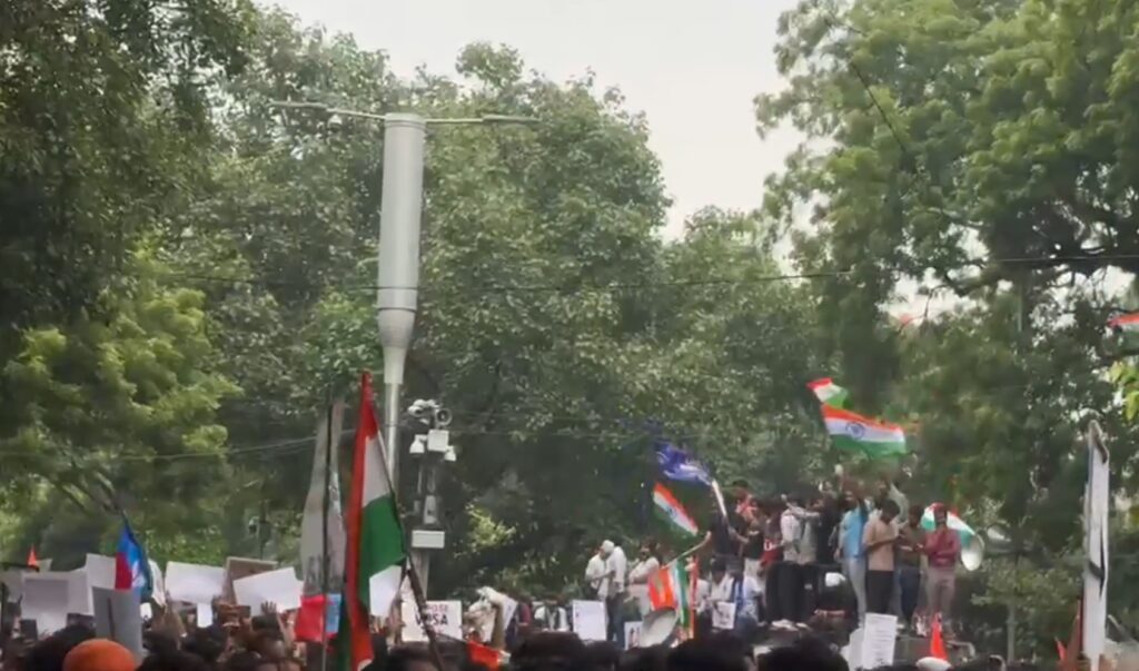 India pregătește proteste masive, Cockroach organizează marș spre Parlament